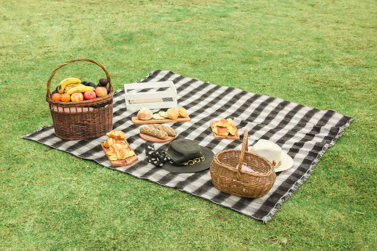 Seven Tips for Hosting Guests in Your RV and Around the Campsite